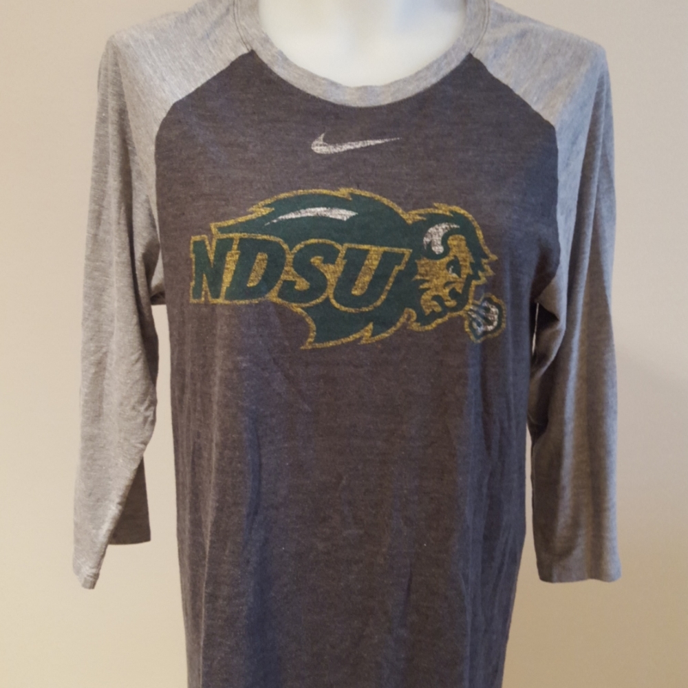 NIKE NDSU Bison shirt, size small